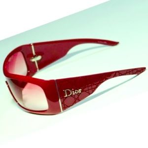 ❤️HOST PICK❤️DIOR Cannage Sunglasses *read description*